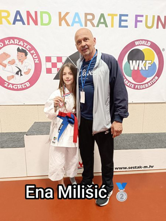 Čak 11 medalja za Karate klub Šibenik na turniru u Ivanjoj Reki