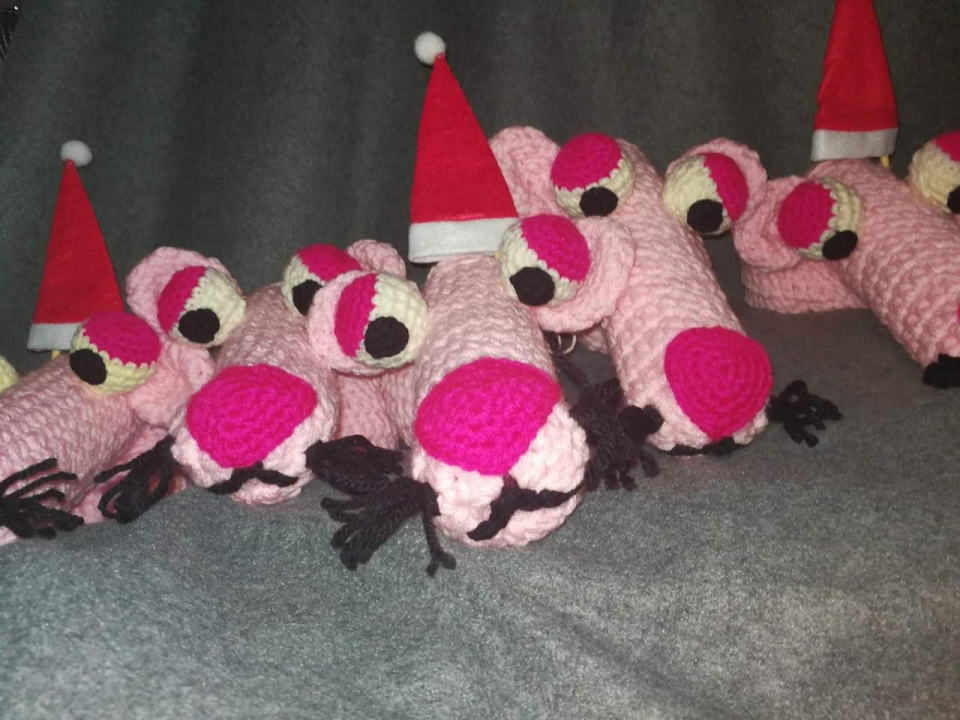  Daria iz Bićina plete nakurnjake: 'Šibenčanima odgovara samo XXL veličina i ništa ispod toga ne priznaju'