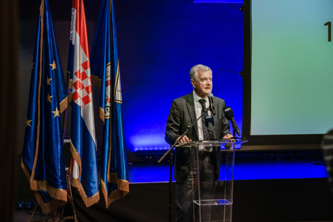 Prepucavanje o Batiželama i Podima na Gradskom vijeću: Citirali su se i Pink Floydi 