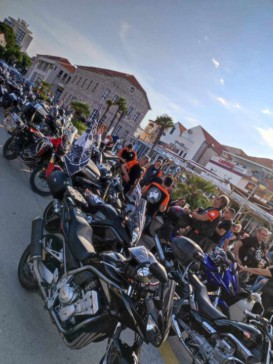 Šibenske bajkerice pokreće sloboda i adrenalin: 'Puno je predrasuda o ovom svijetu, ali tu se kriju i najveći humanitarci'