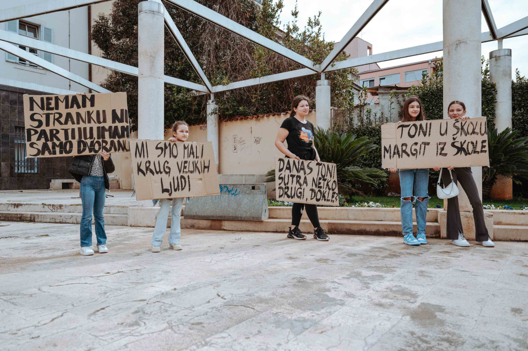 Prosvjed za profesora Tonija Skelina: 'Doživio je ogromnu nepravdu, svi smo u stanju šoka'