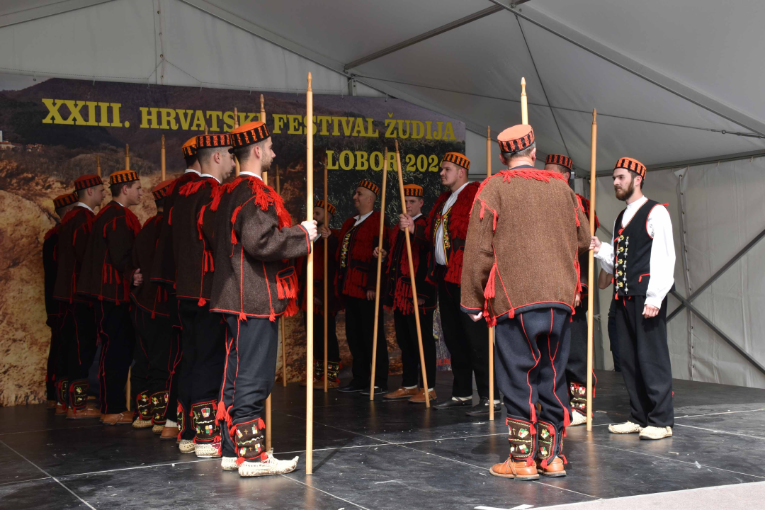 U župi Sv. Ane u Loboru i čuvari Kristova groba iz Mirlovića 