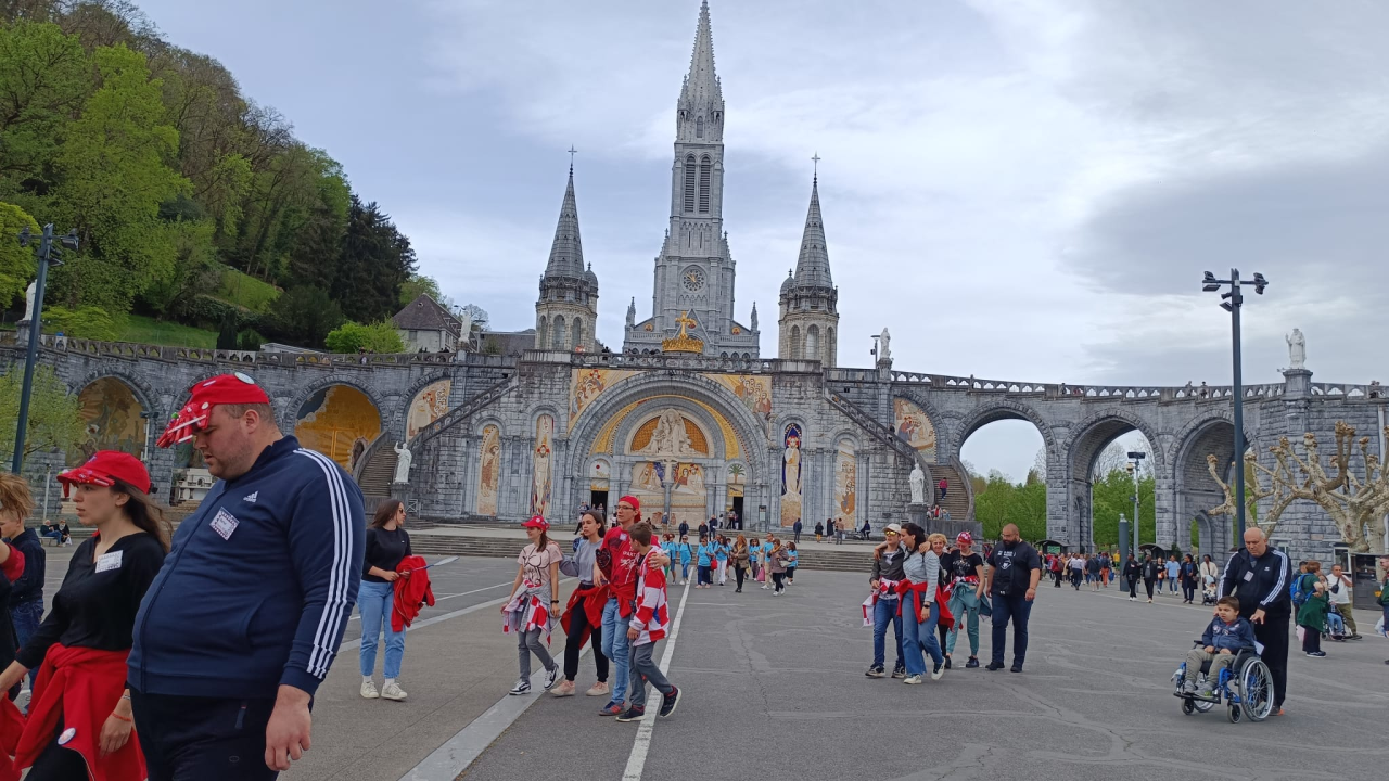 Učenici Centra Šubićevac na hodočašću u Lourdesu: 'Osmijeh na njihovim licima najveća je nagrada'