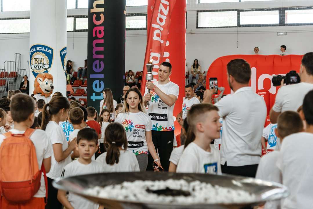 U OŠ Meterize započele Plazma sportske igre mladih: Čak 28 ekipa se natječe u graničaru 