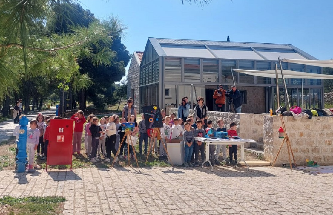 Smotra obrazovnih institucija u kanalu sv. Ante: Kako je počela znanost na mom otoku