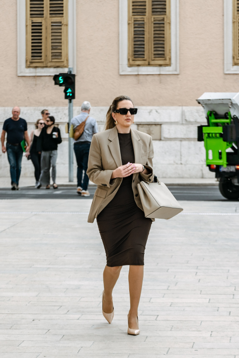 Lijepe dame iz Đira prošetale elegantne komade za svaki dan 