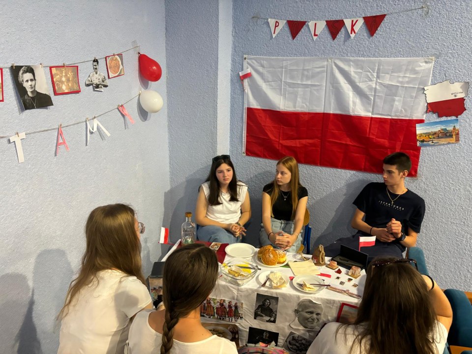 Europa u gostima: Katolička škola ugostila 28 govornika iz 17 europskih država