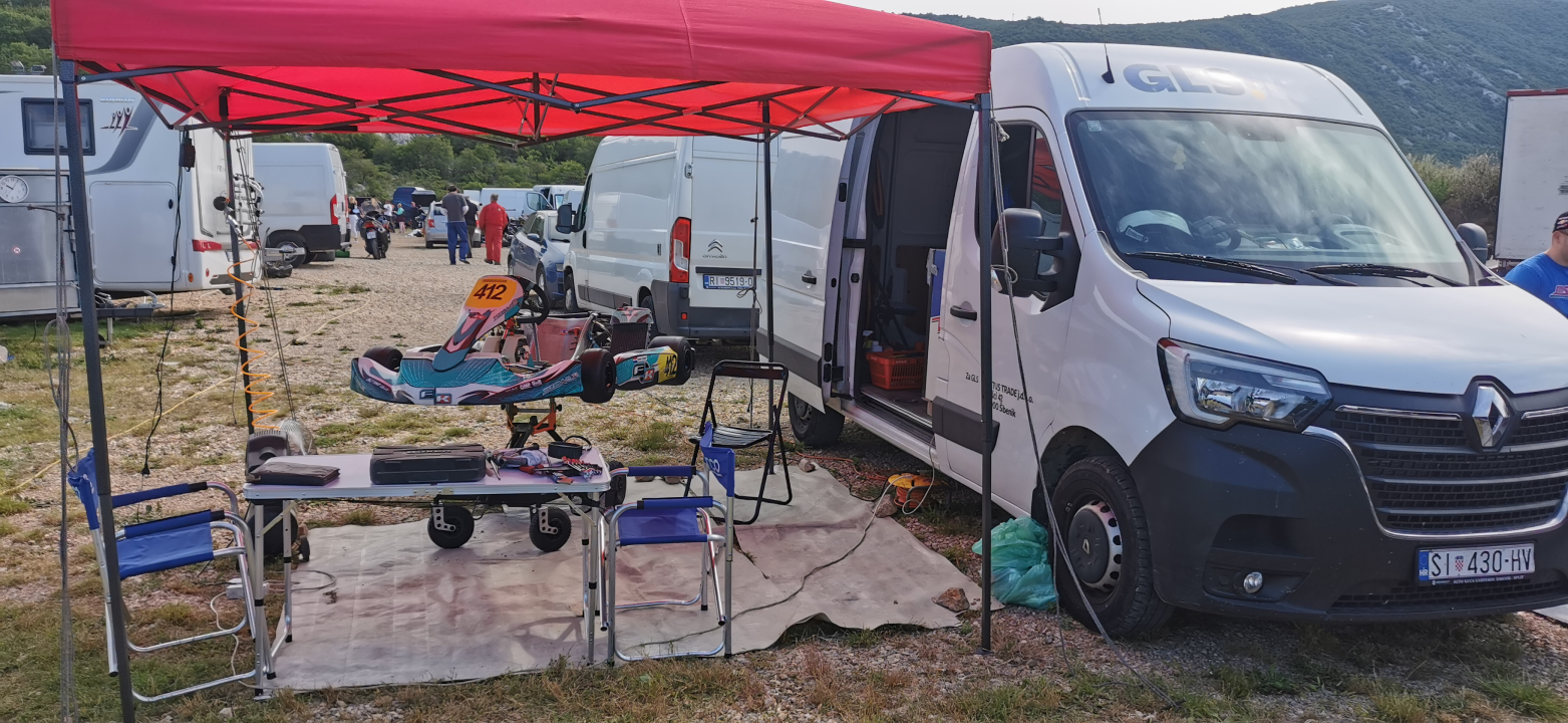 Drugo mjesto u generalnom poretku klase 7 Rotax Max DD2 MASTER za Franka Škugora