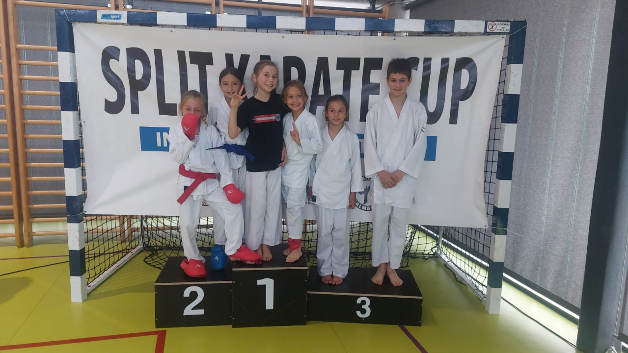 Murterski karataši uspješni na Kupu koji je okupio skoro 500 natjecatelja