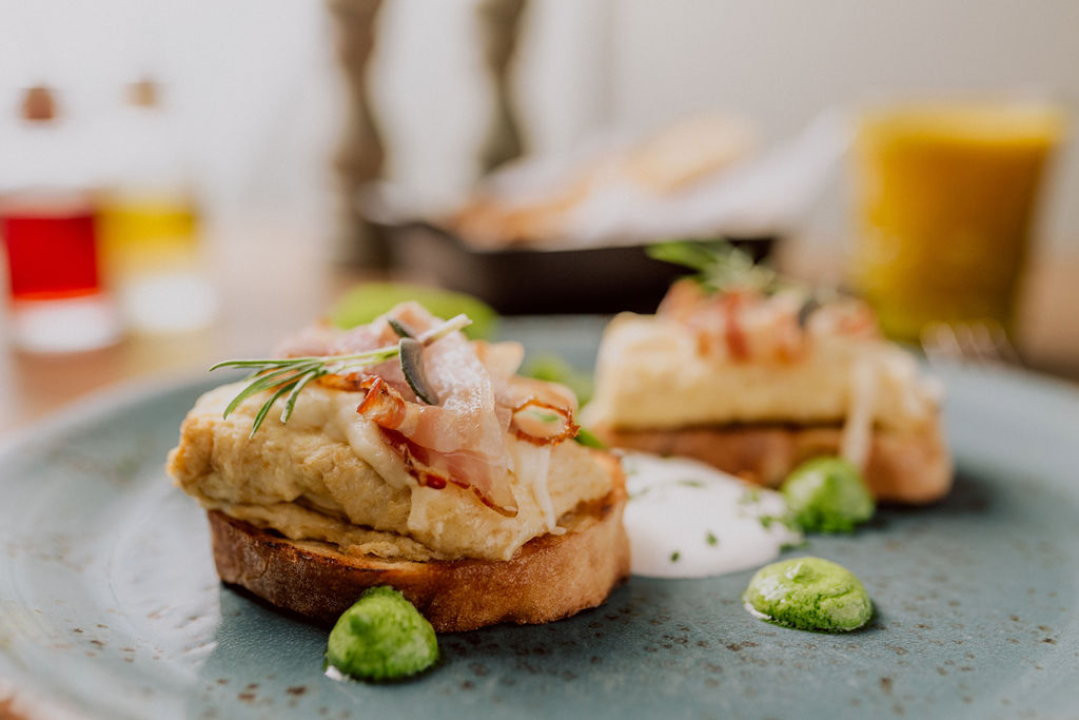 Uživajte u vanjskoj terasi bistroa Kod Starog