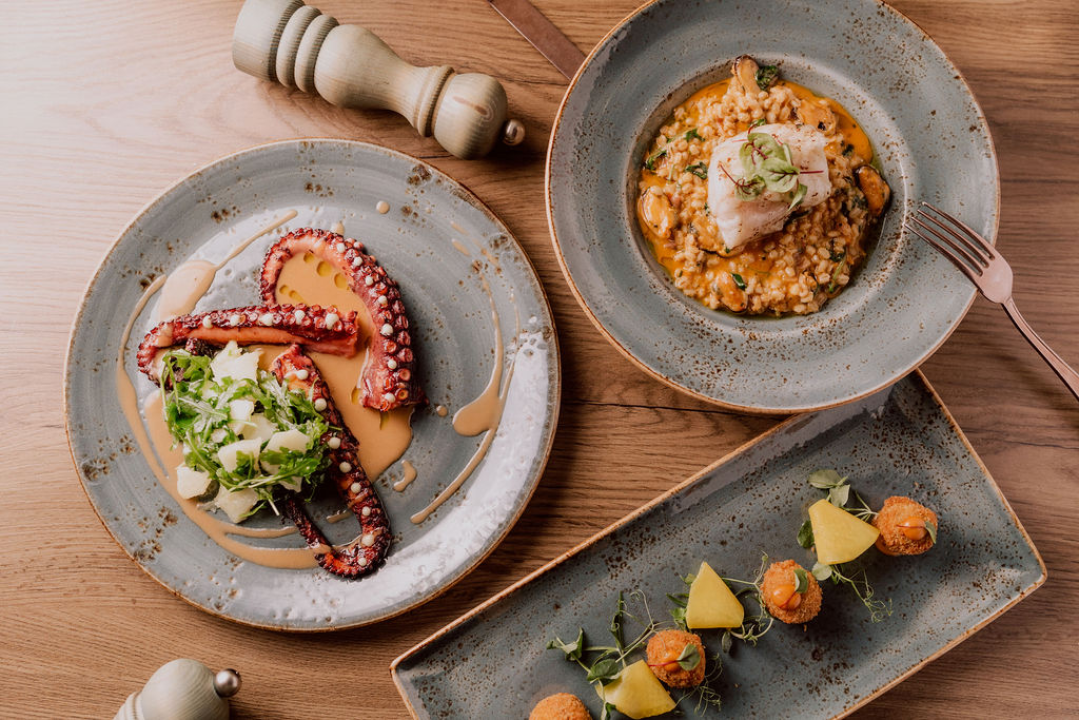 Uživajte u vanjskoj terasi bistroa Kod Starog