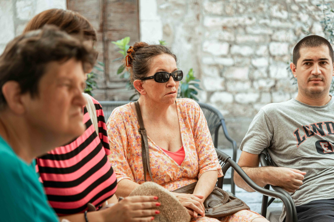 Pjesnikinje Edita Vlahov i Duška Krnić čitale stihove članovima Kamenčića 