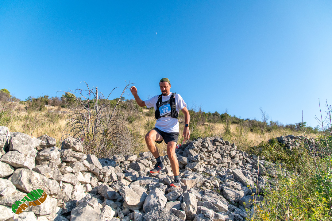 Održana prva utrka Raslina trail, staza prolazila kroz opožarena područja tog kraja