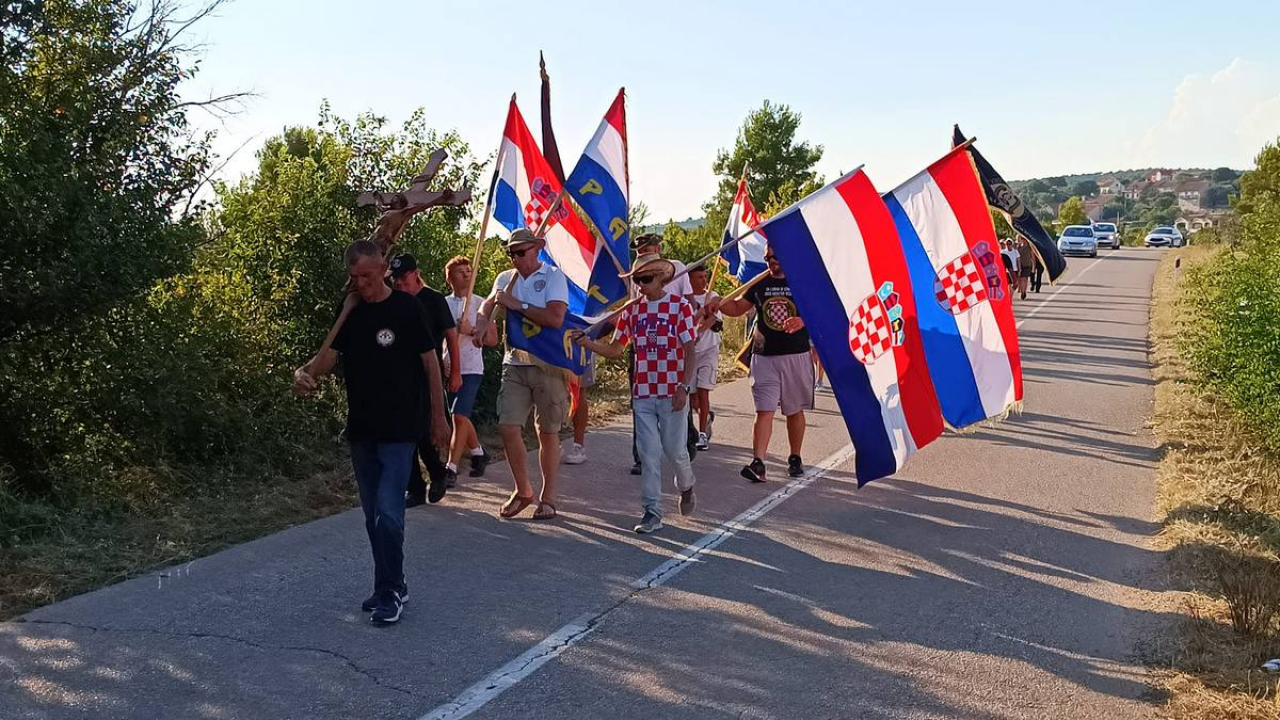 Održana 16. molitvena hodnja 'Koracima nade u istinu' Bulić - Vukšić - Lišane Ostrovičke