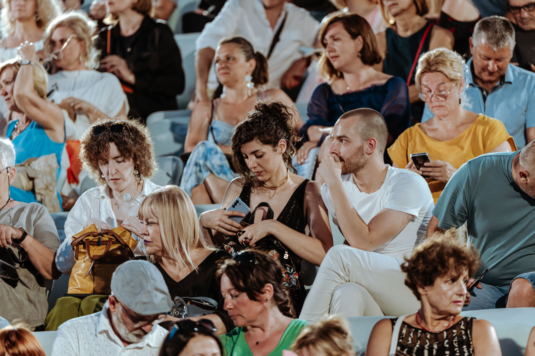  Božo Vrećo nasmijao, rasplakao i rasplesao publiku na sv. Mihovilu 