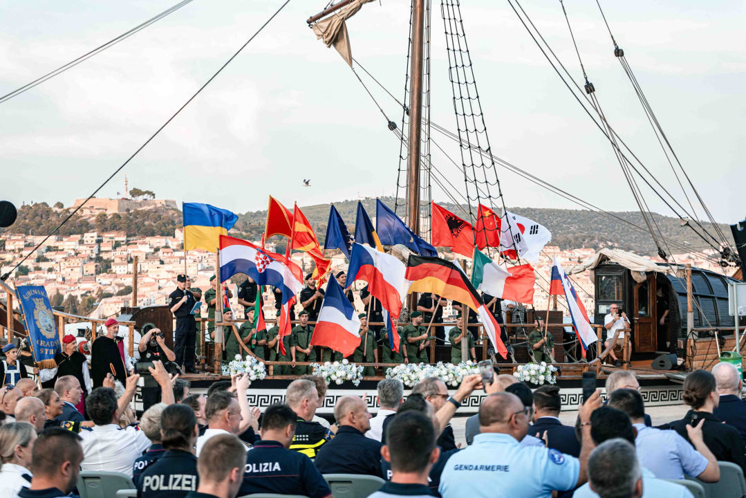 Na Martinskoj se okupili policajci, a Božinović poručio: 'Jedna smo od najsigurnijih zemalja na svijetu'