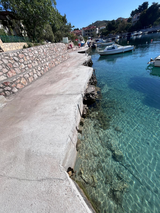 U sanaciju pomorskog dobra u Žaboriću i na Zlarinu uloženo 70 tisuća eura