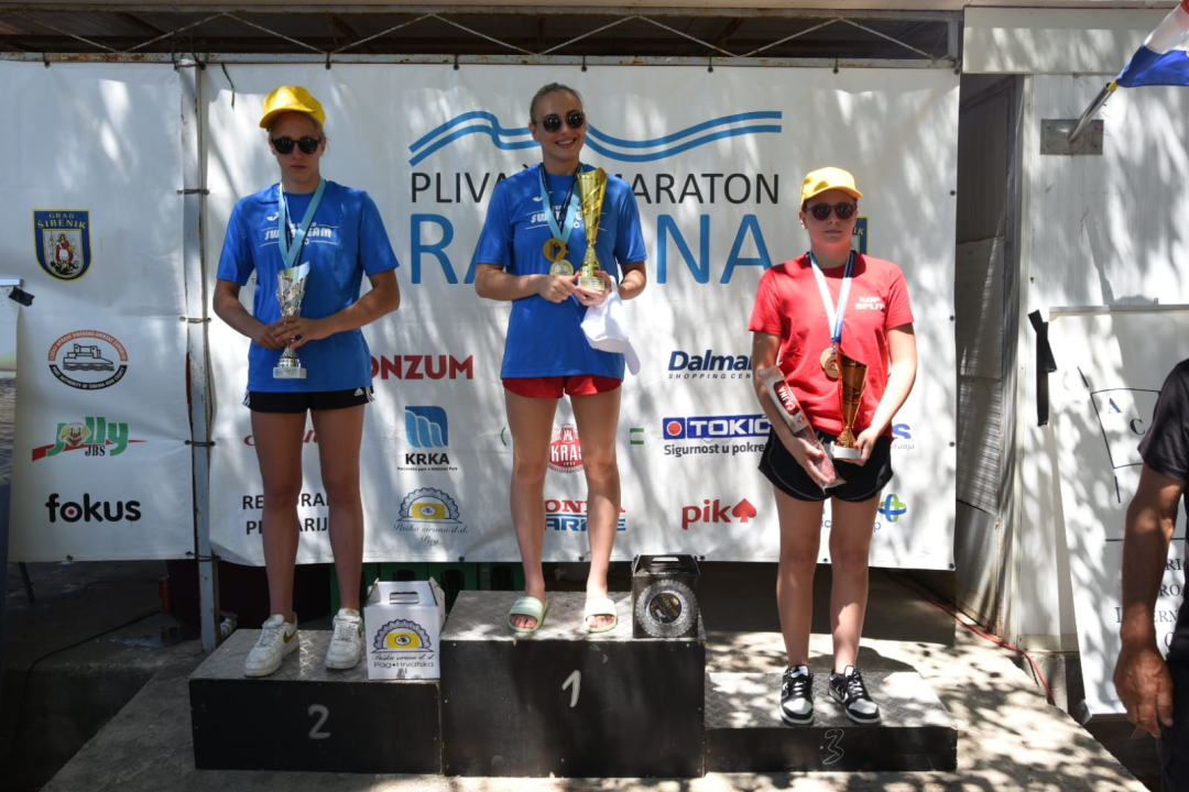 Sport i zabava: Na Plivačkom maratonu u Raslini 235 natjecatelja