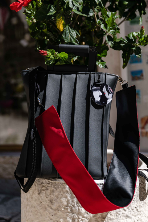 U Galeriju Juraj Dalmatinac stigle unikatne torbe koje rade majka i kći iz srca Slavonije 