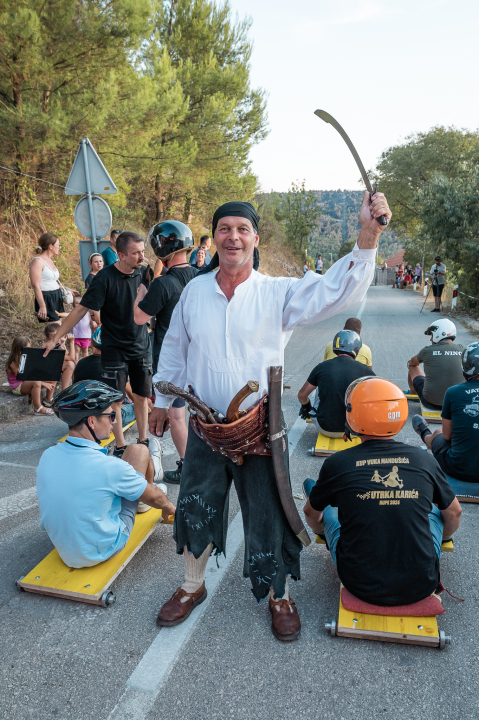 Više od 50 natjecatelja utrkivalo se na karićima kroz Rupe