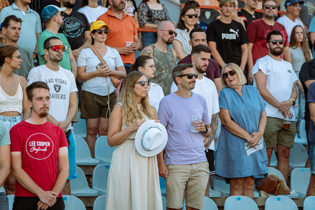 Američki nogomet na Šubićevcu vizualno zanimljiv, rezultatski ne: Madrid uvjerljiv protiv Hamburga