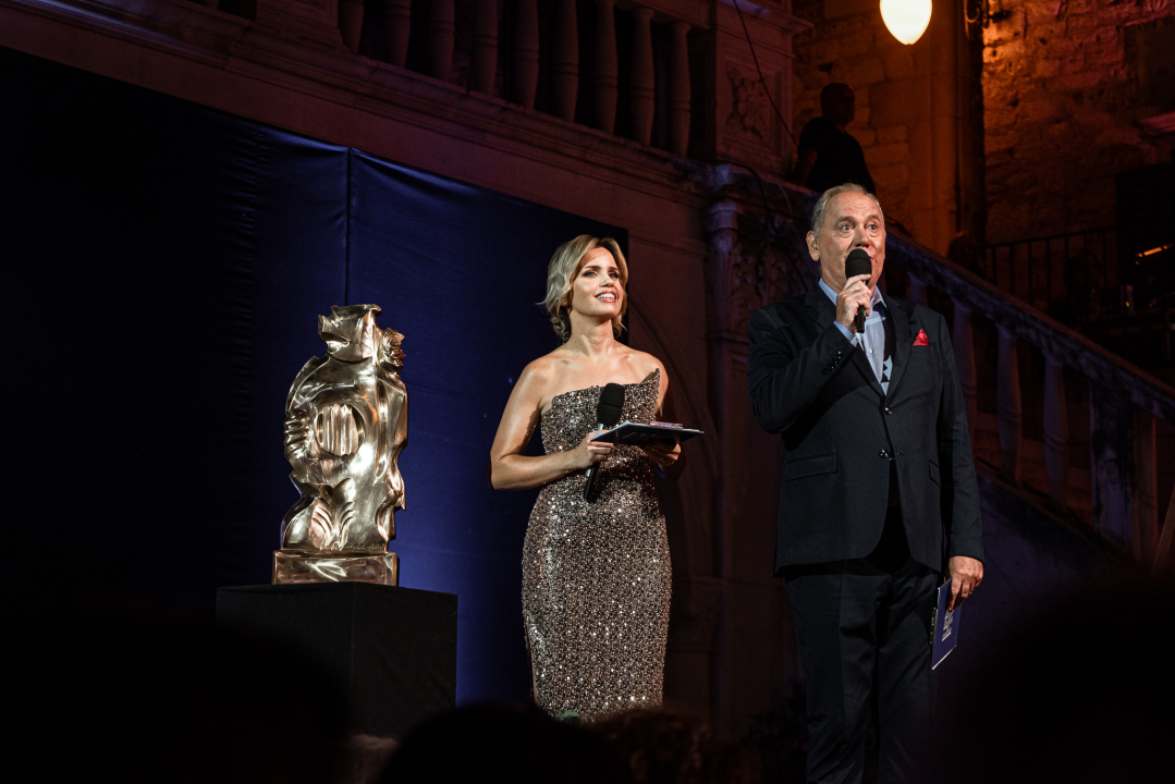 Duška Brčić-Šušak pobjednica Večeri dalmatinske šansone, Ibrica Jusić dobio nagradu za životno djelo