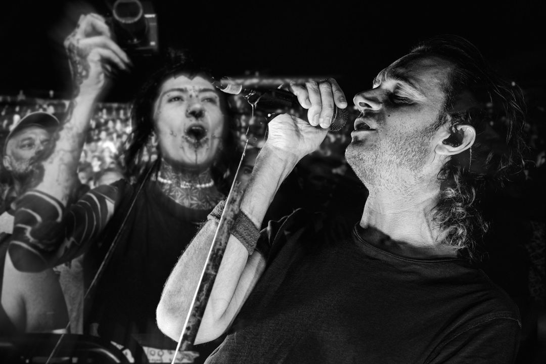 Editorsi održali fantastičan koncert u Šibeniku, nije ih omeo ni vjetar ni kiša