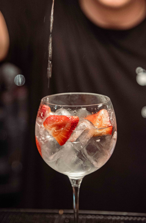 Prevruće je da kuhate, počastite se slasnim roštiljem Kod Starog! 