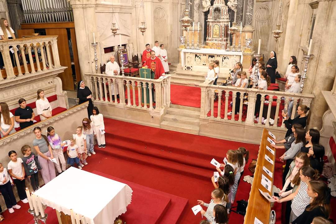 U šibenskoj katedrali započelo slavlje pred blagdan sv. Mihovila 