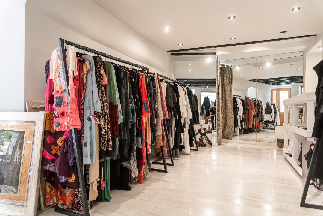 Jesenska kolekcija stigla je u izloge Galerije Juraj Dalmatinac