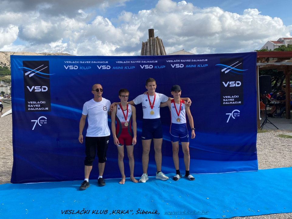 Najmlađi krkaši veslali na Pagu i vratili se sa zlatom, srebrom i broncom