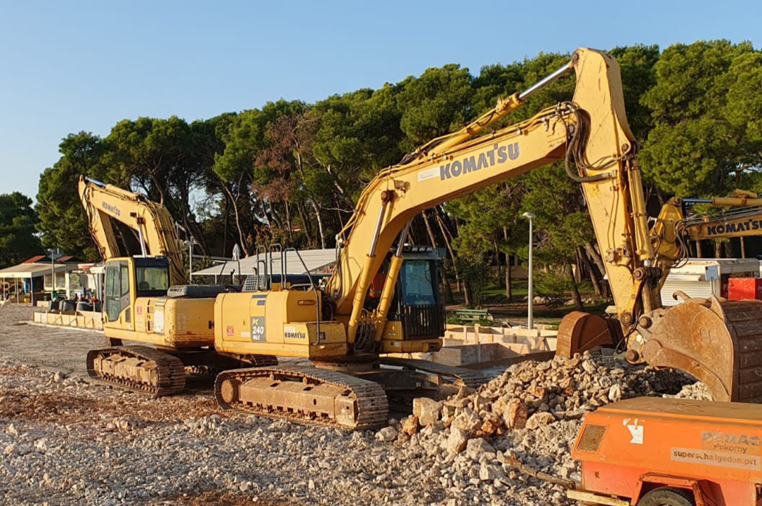 Teška mehanizacija na Jadriji počela s uređenjem kultnog kupališta, rok je šest mjeseci