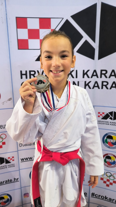 Karatisti Šibenika 1066 na Prvenstvu Hrvatske uzeli pet srebra i šest bronci