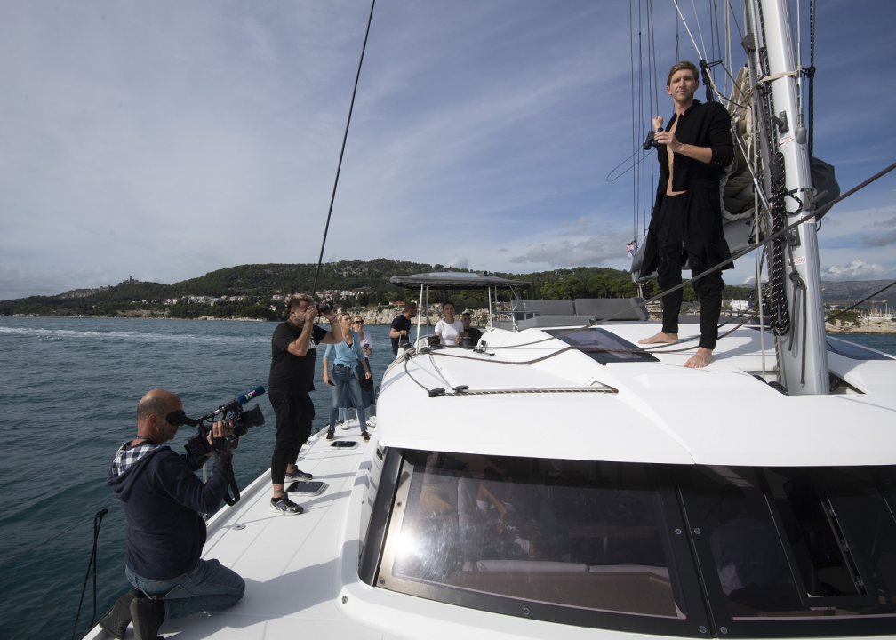 Bablje ljeto je još toplije uz novi kalendar Barakuda: U morskom okruženju pokazali isklesana tijela