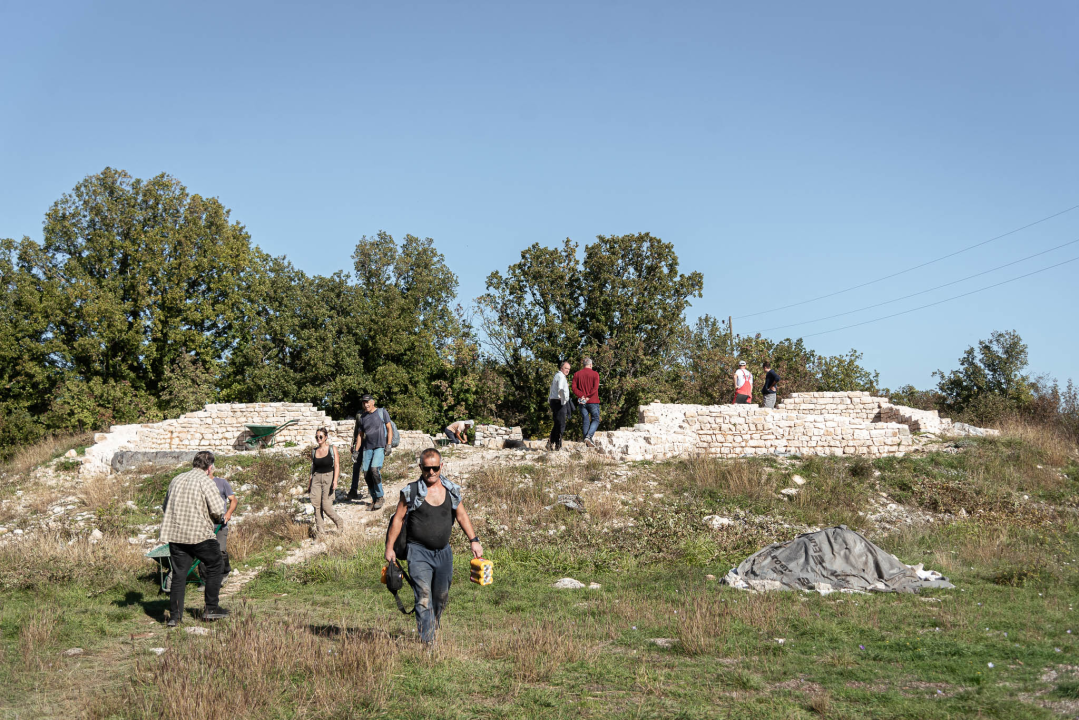 Objekt kraj Goriša, veći od zadarskog sv. Donata, arheolozima i dalje izaziva zazubice: Crkva, vila ili vojna utvrda?