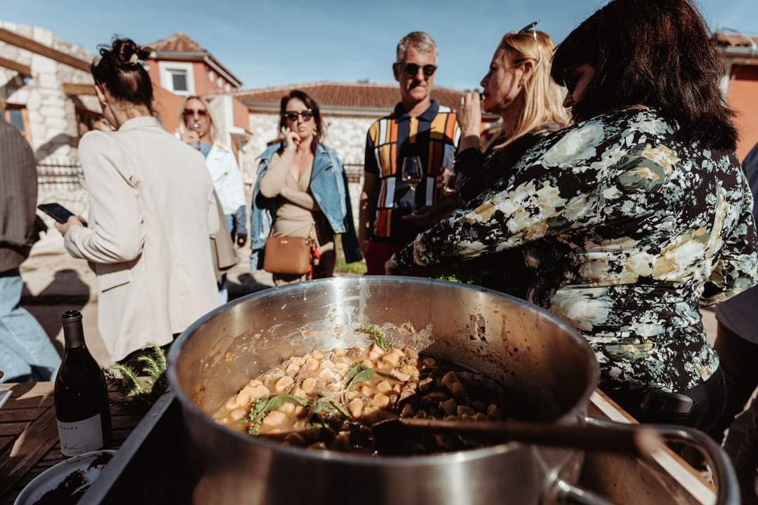 Jesenske delicije u vinariji: Marendavanje u vinariji Baraka nadomak Šibenika