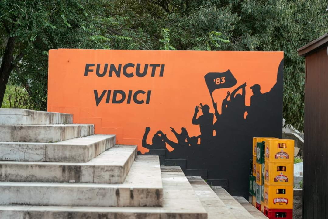 Šibenik diše narančasto: Kvartovi postaju galerije za navijačku umjetnost