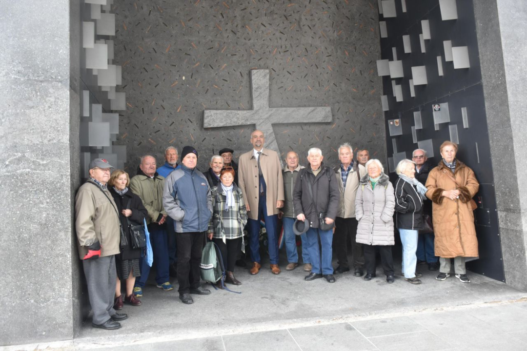 Župan i njegov zamjenik u Kninu obilježili 80. obljetnicu oslobođenja Dalmacije