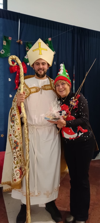 Sveti Nikola i Krampus posjetili učenike i djelatnike Medicinske škole