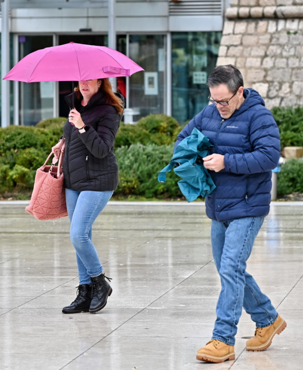 FOTO Đir po gradu, ponedjeljak 9. prosinca