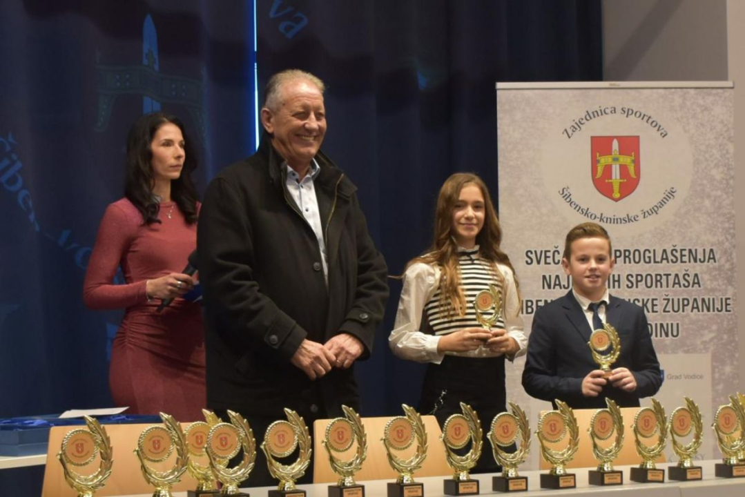 Ne propustite odličnu božićnu ponudu u novoj A1 poslovnici!