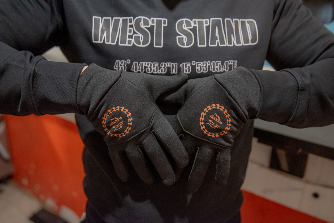 Navijački duh na Adventuri: Funcuti imaju svoju kućicu s narančasto-crnim artiklima