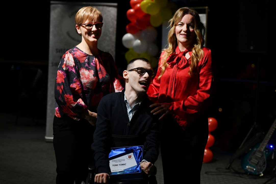 Josip Teskera i Daniela Jelić proglašeni najboljim sportašima u županiji