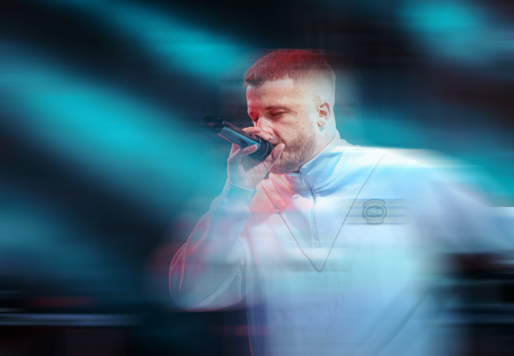 Grše napunio park, a bura nije omela Šibenčane da uglas pjevaju njegove najveće hitove