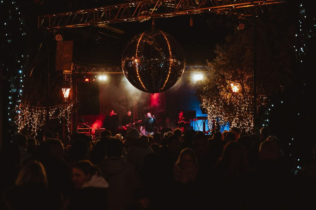 Elemental i Djobi Djoba oduševili sinoć u parku