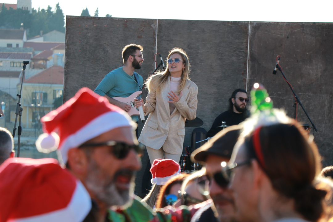 Primošten je glasno i veselo danas ispratio staru godinu 