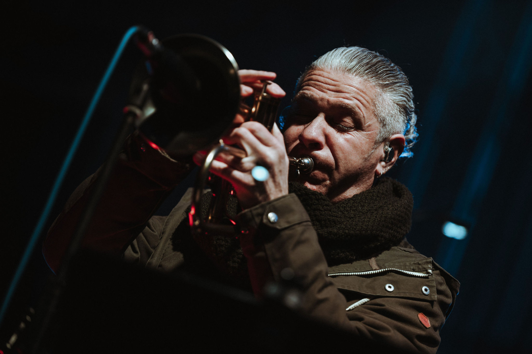 Šibenik 2025. dočekao u stilu: Plesalo se ispred dvije gradske pozornice!  