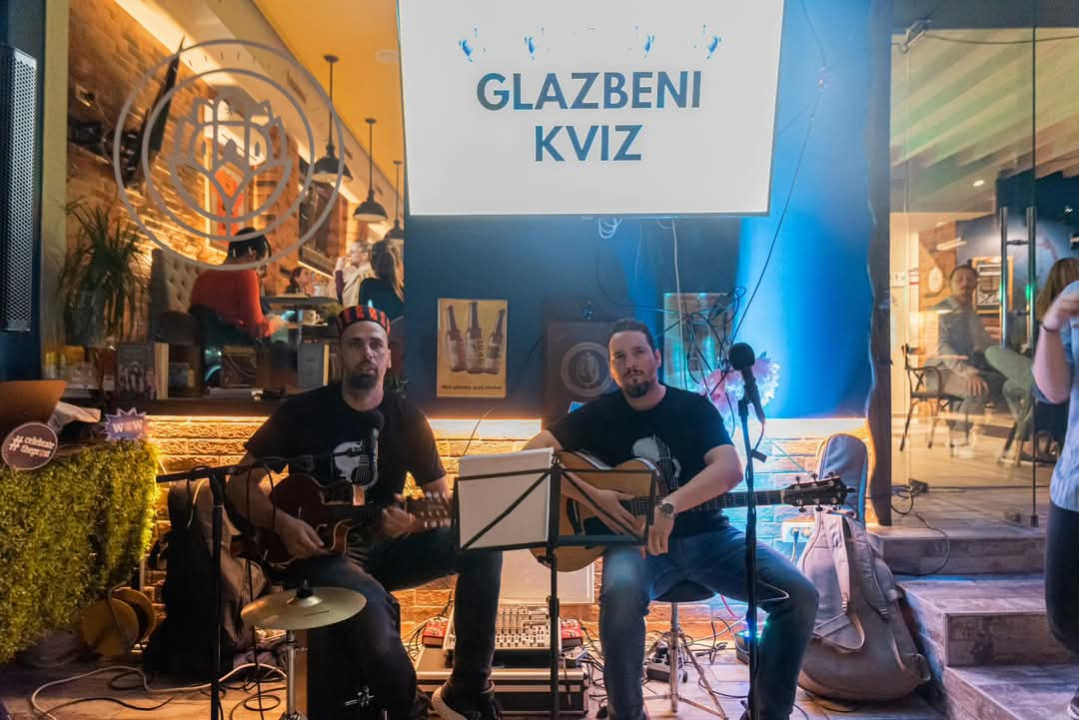 Ni promjenjivo vrijeme ne sprječava naše modno osviještene Šibenčane