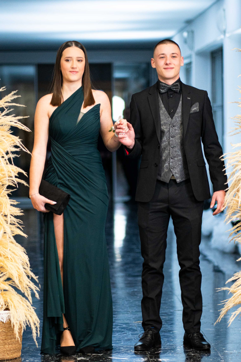 Zavirite na blještavi maturalni ples Turističko-ugostiteljske škole Šibenik (1)