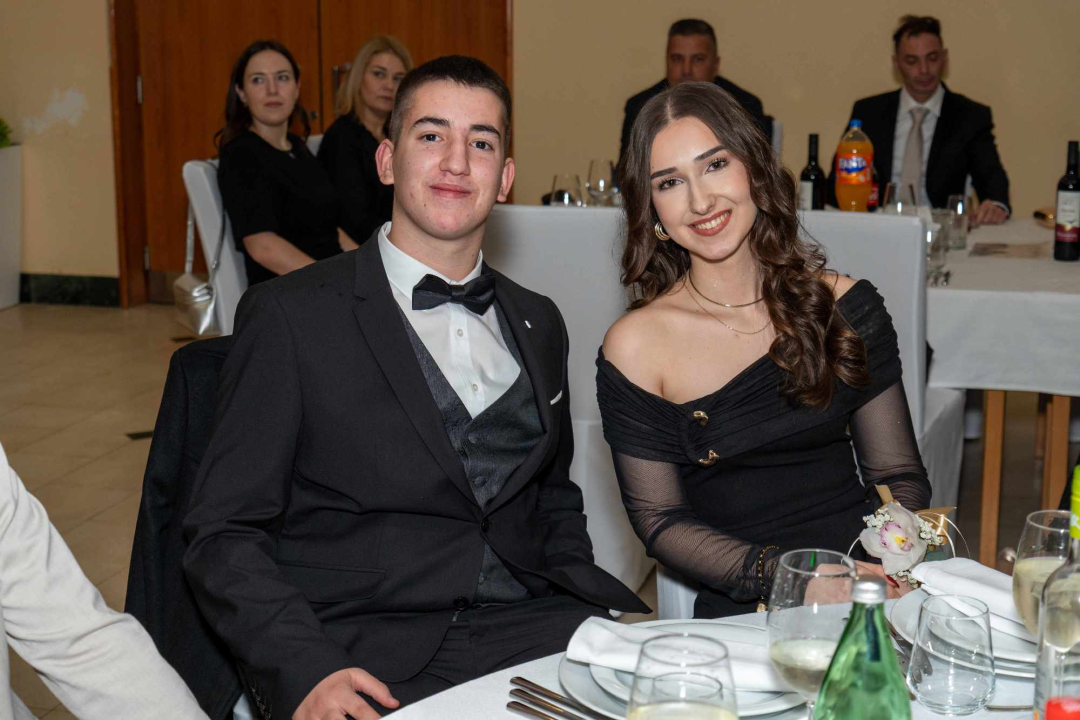 Zavirite na maturalni ples šibenske Ekonomske škole (3)